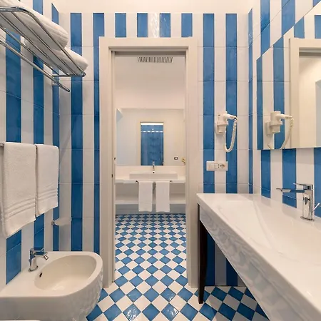 Sorrentovibes - Design In Center Apartment Sorrento